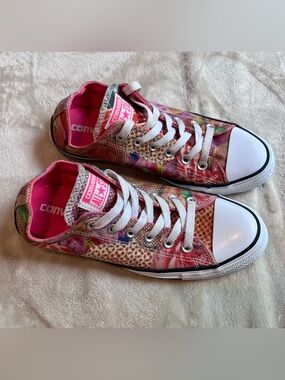 Converse Floral Pop Art Low Tops Size 8
